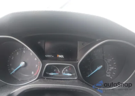 2017 Ford Focus Se z USA, uszkodzony, nr VIN 1FADP3F26HL271667